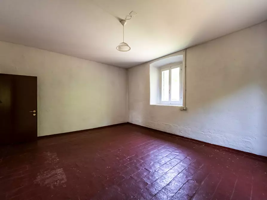 Immagine 21 di Rustico / casale in vendita  in via Toti a Varese