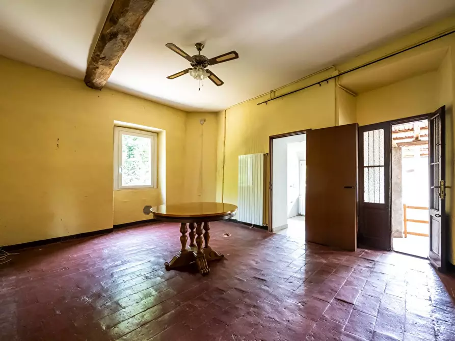 Immagine 26 di Rustico / casale in vendita  in via Toti a Varese