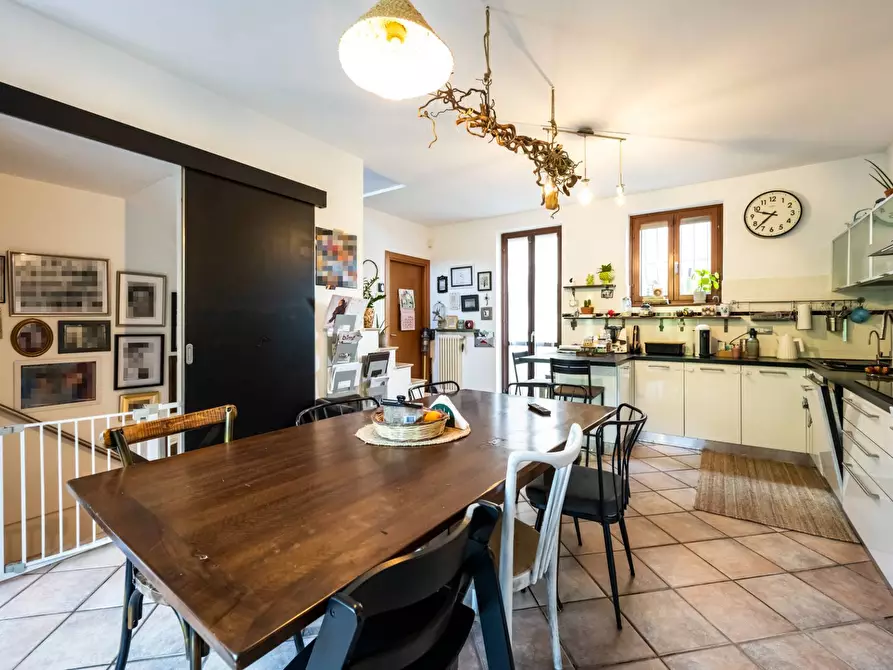 Immagine 1 di Villetta a schiera in vendita  in via 4 novembre 19B a Cittiglio