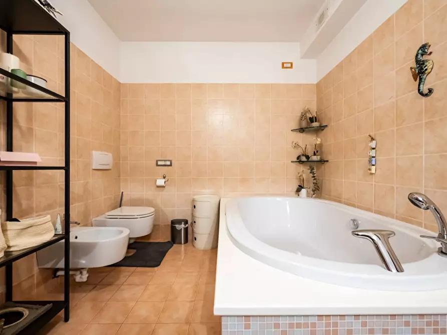 Immagine 35 di Villetta a schiera in vendita  in via 4 novembre 19B a Cittiglio