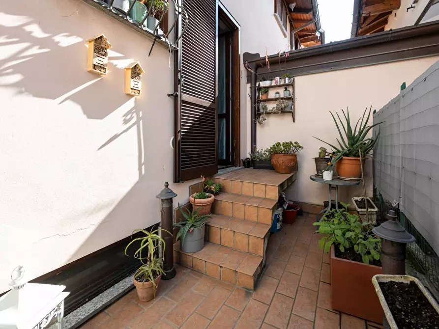 Immagine 41 di Villetta a schiera in vendita  in via 4 novembre 19B a Cittiglio