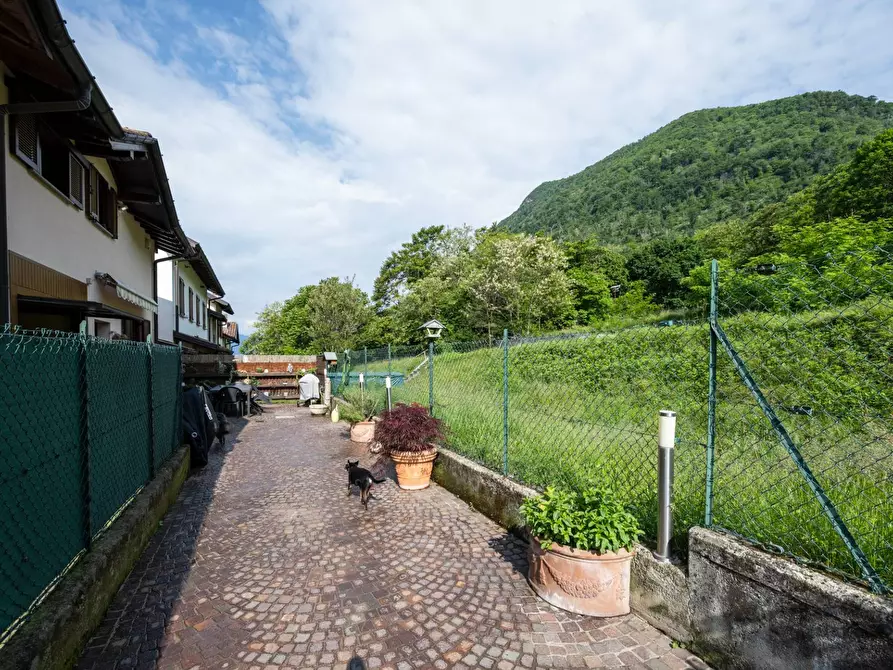 Immagine 43 di Villetta a schiera in vendita  in via 4 novembre 19B a Cittiglio