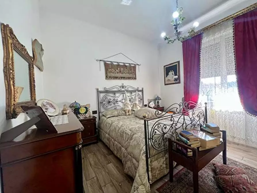 Immagine 8 di Appartamento in vendita  in Viale Valganna 21 a Varese