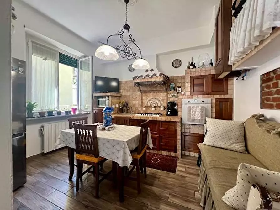 Immagine 12 di Appartamento in vendita  in Viale Valganna 21 a Varese