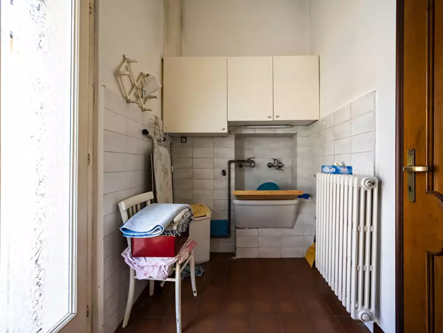 Immagine 21 di Villa in vendita  in Via Marconi 42 a Buscate