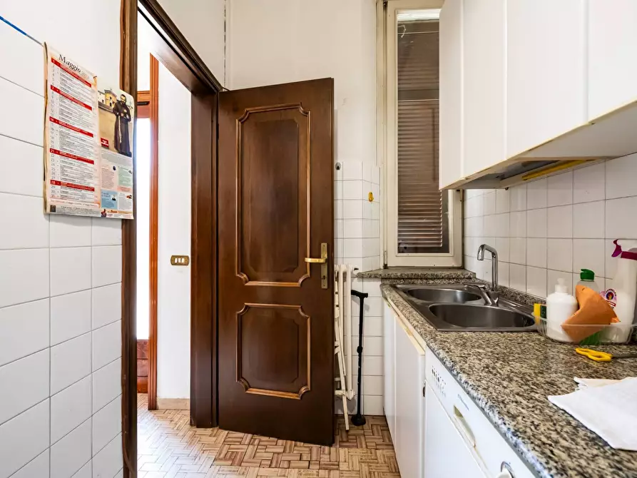 Immagine 10 di Villa in vendita  in Via Marconi 42 a Buscate