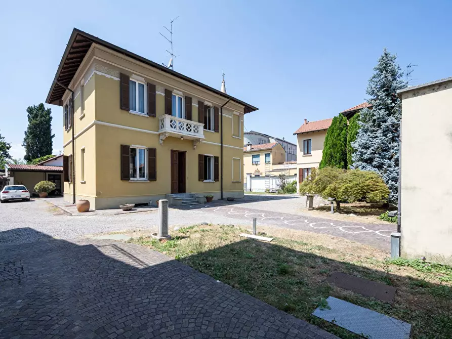 Immagine 4 di Villa in vendita  in Via Marconi 42 a Buscate
