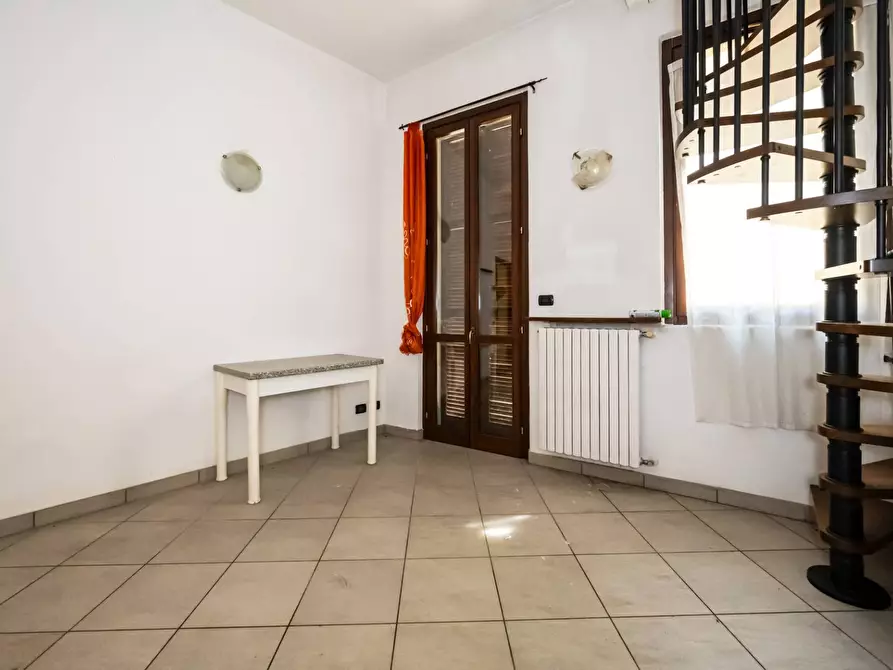 Immagine 15 di Appartamento in vendita  in Via Marconi 42 a Buscate