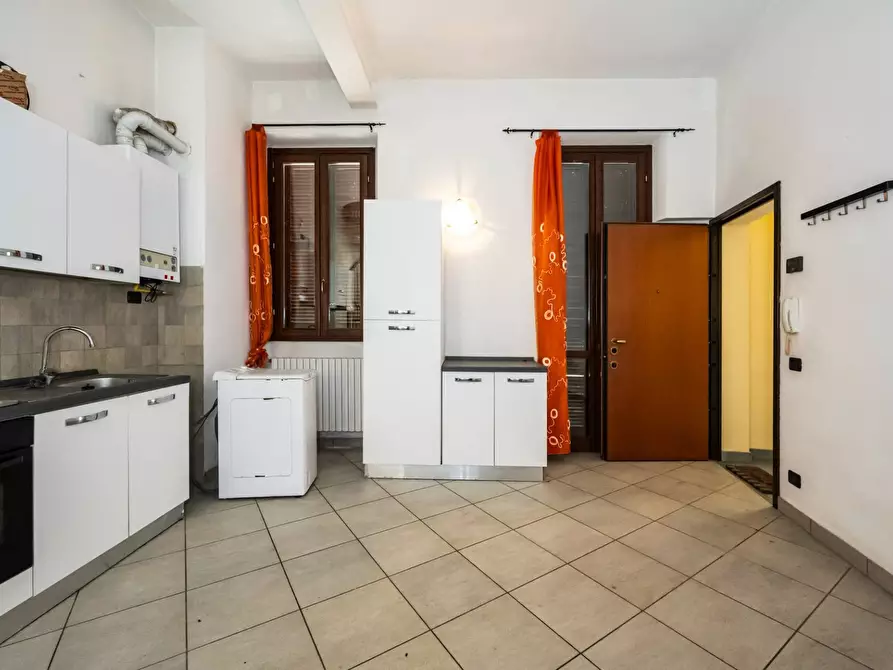 Immagine 17 di Appartamento in vendita  in Via Marconi 42 a Buscate