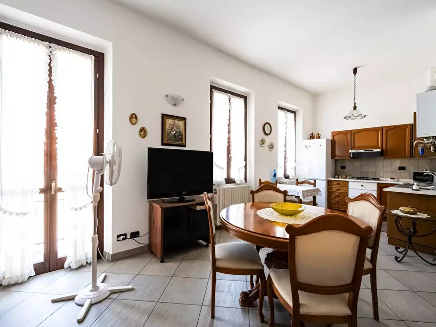 Immagine 24 di Appartamento in vendita  in Via Marconi 42 a Buscate