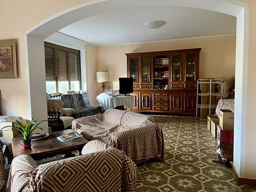 Immagine 23 di Agriturismo in vendita  in Via Ambrogio borgognone 15 a Varese