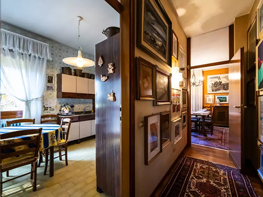 Immagine 9 di Villa in vendita  in Via Monte santo 7 a Albizzate