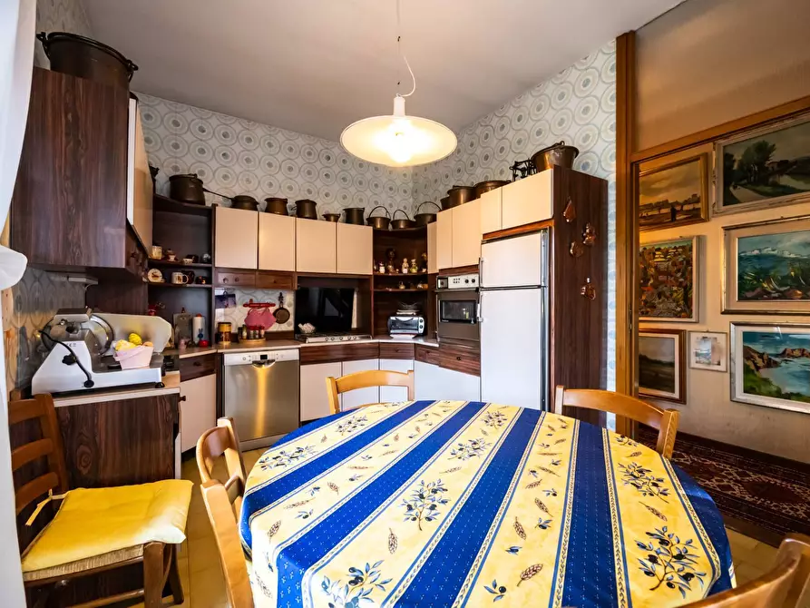 Immagine 11 di Villa in vendita  in Via Monte santo 7 a Albizzate