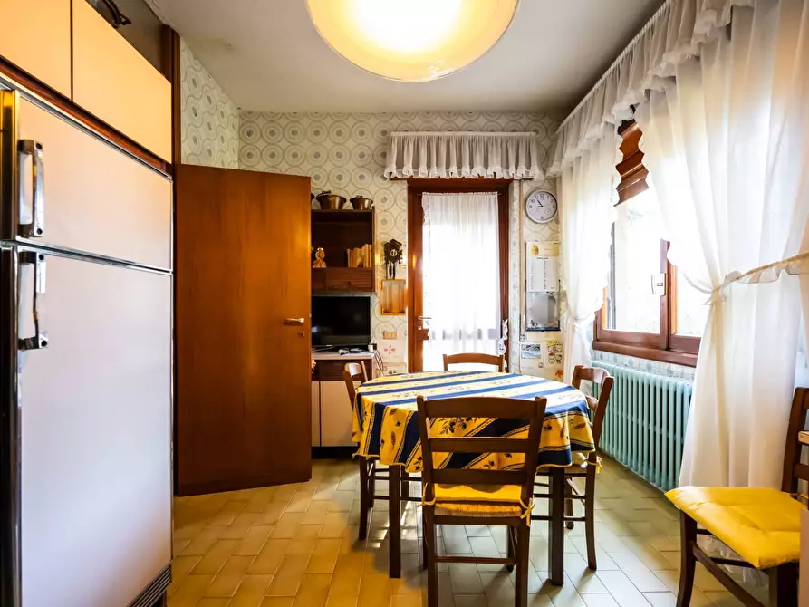 Immagine 12 di Villa in vendita  in Via Monte santo 7 a Albizzate