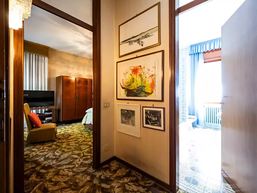 Immagine 32 di Villa in vendita  in Via Monte santo 7 a Albizzate