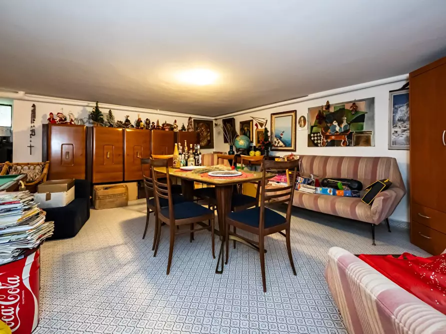 Immagine 39 di Villa in vendita  in Via Monte santo 7 a Albizzate