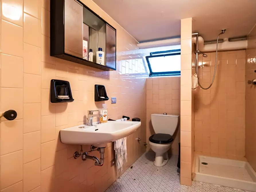 Immagine 43 di Villa in vendita  in Via Monte santo 7 a Albizzate