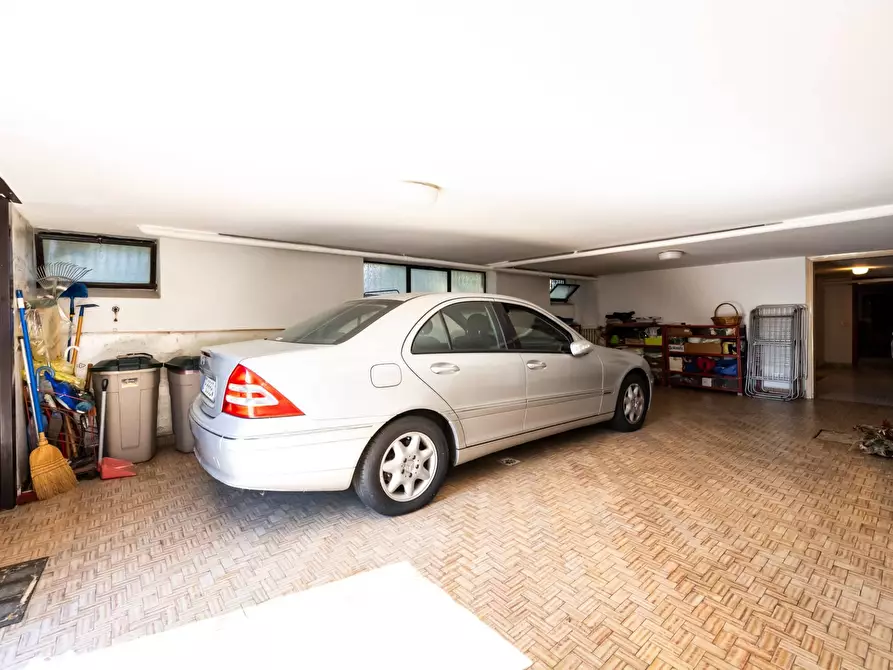 Immagine 46 di Villa in vendita  in Via Monte santo 7 a Albizzate