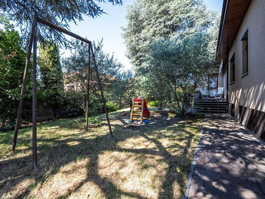 Immagine 54 di Villa in vendita  in Via Monte santo 7 a Albizzate