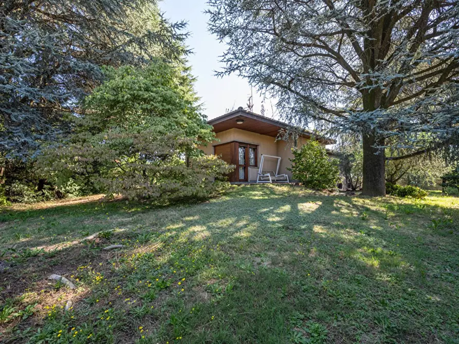 Immagine 57 di Villa in vendita  in Via Monte santo 7 a Albizzate