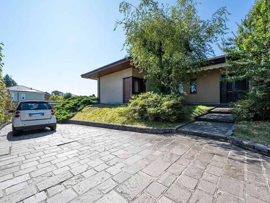 Immagine 61 di Villa in vendita  in Via Monte santo 7 a Albizzate