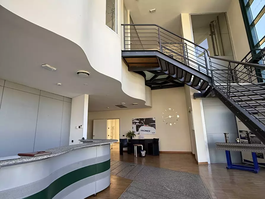 Immagine 15 di Capannone industriale in vendita  in Via 1 maggio n1 a Azzate