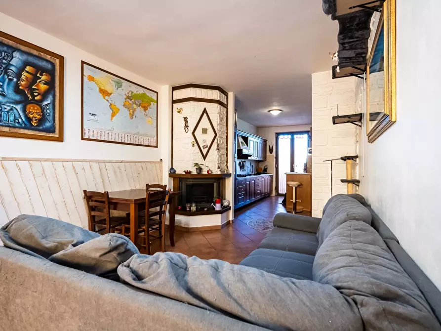 Immagine 3 di Casa indipendente in vendita  in Via Pozzo 26a a Saronno