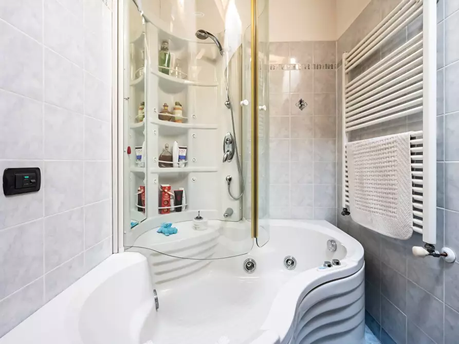 Immagine 19 di Casa indipendente in vendita  in Via Pozzo 26a a Saronno