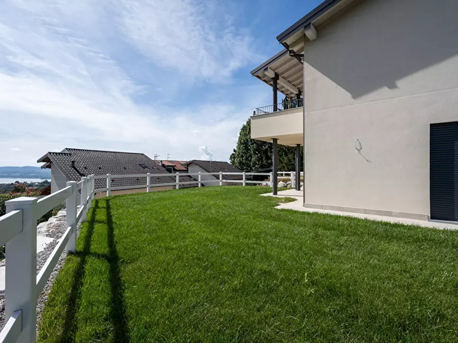 Immagine 4 di Villa in vendita  in via Matteotti a Barasso