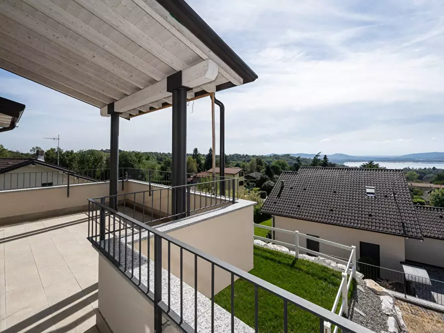 Immagine 24 di Villa in vendita  in via Matteotti a Barasso