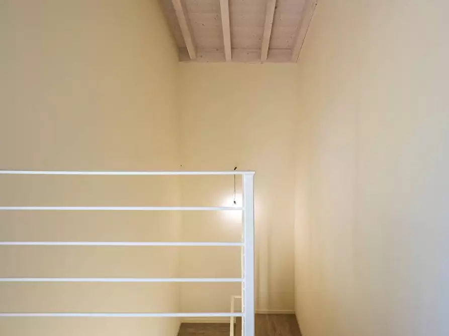 Immagine 30 di Villa in vendita  in via Matteotti a Barasso