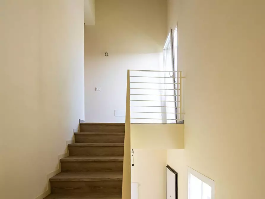 Immagine 31 di Villa in vendita  in via Matteotti a Barasso