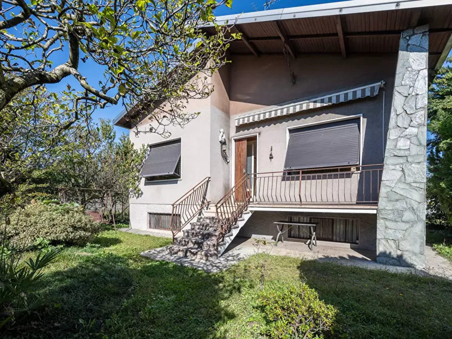 Immagine 3 di Casa indipendente in vendita  in Via Armando Diaz 62 a Olgiate Olona