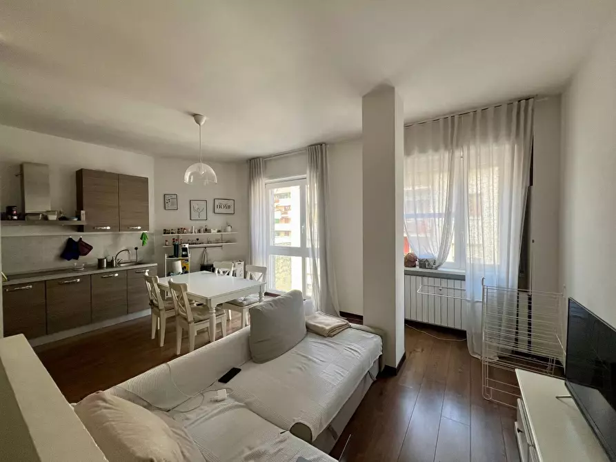 Immagine 2 di Appartamento in vendita  in Via Cairoli 20 a Varese