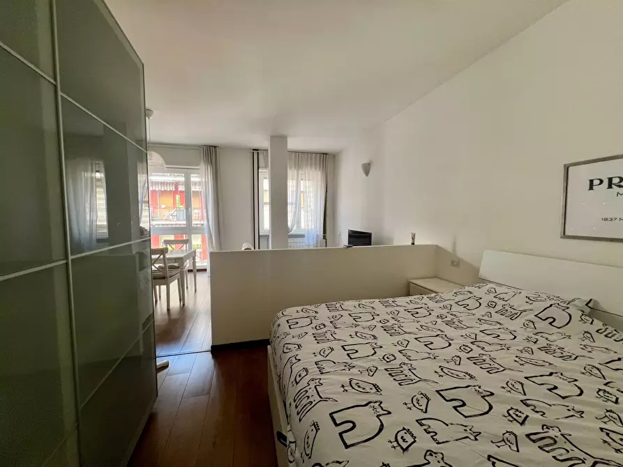 Immagine 10 di Appartamento in vendita  in Via Cairoli 20 a Varese