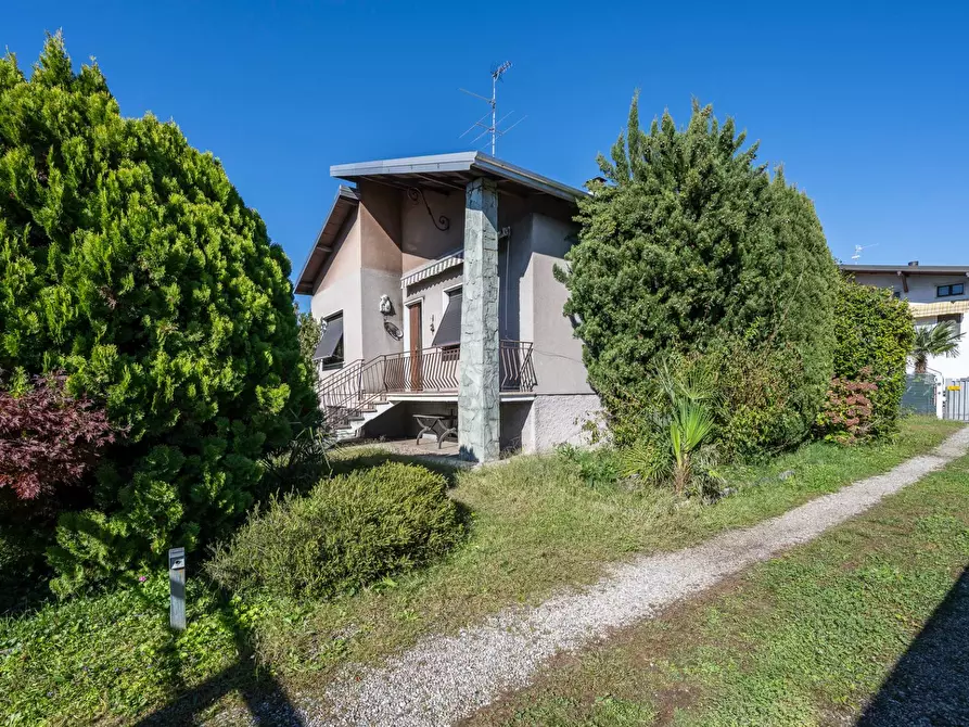 Immagine 2 di Casa indipendente in vendita  in Via Armando Diaz 62 a Olgiate Olona