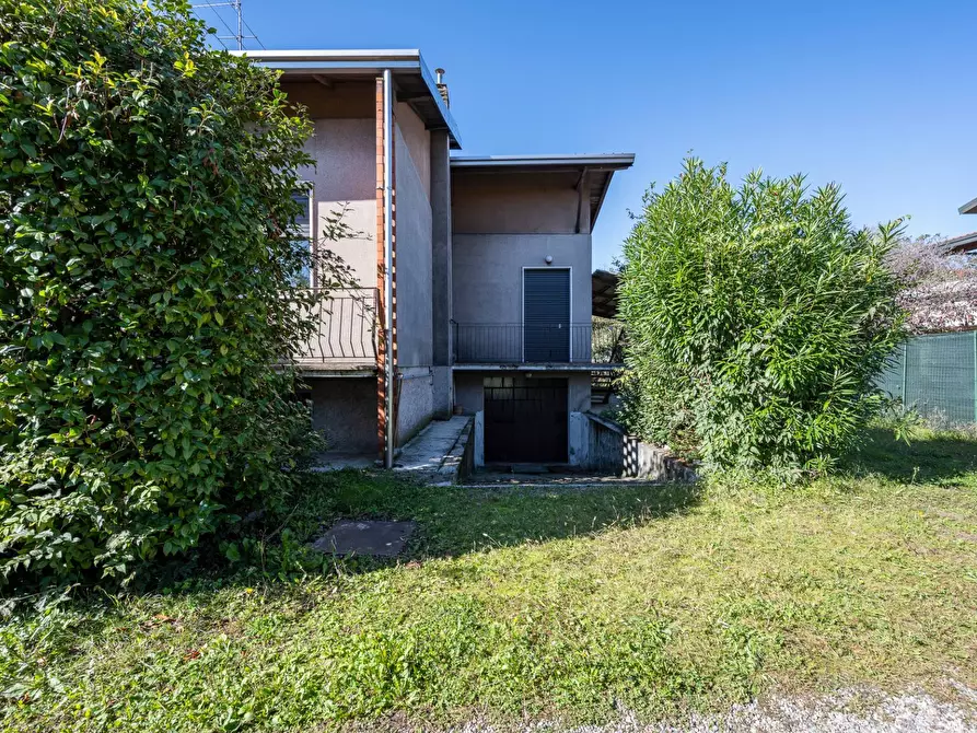 Immagine 5 di Casa indipendente in vendita  in Via Armando Diaz 62 a Olgiate Olona