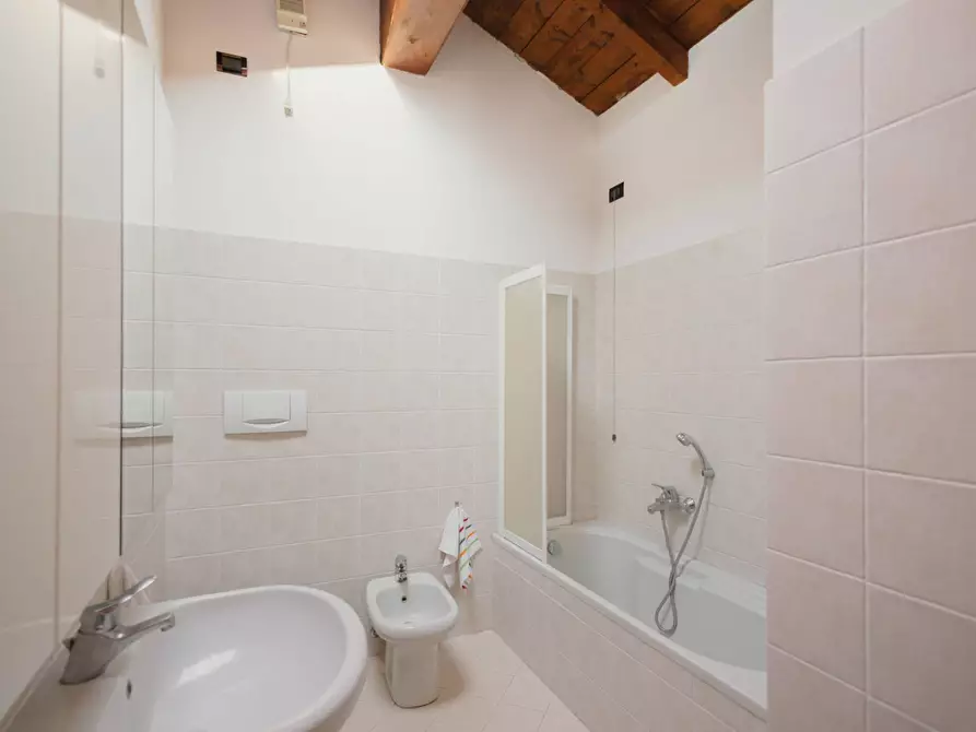 Immagine 16 di Appartamento in vendita  in via mazzini 3 a Barasso