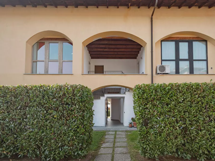 Immagine 29 di Appartamento in vendita  in via mazzini 3 a Barasso