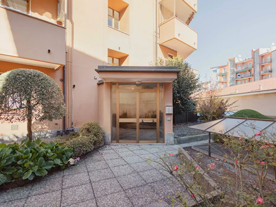 Immagine 4 di Appartamento in vendita  in via san pedrino 6 a Varese