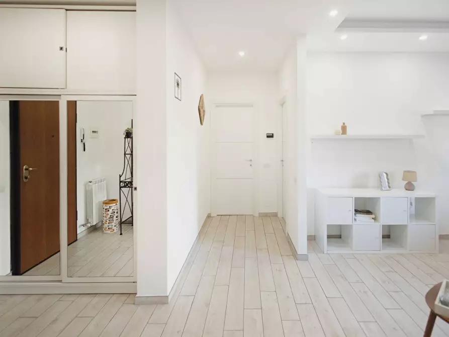 Immagine 8 di Appartamento in vendita  in via san pedrino 6 a Varese