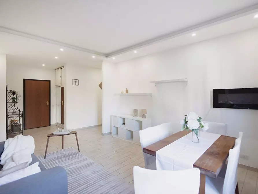 Immagine 11 di Appartamento in vendita  in via san pedrino 6 a Varese