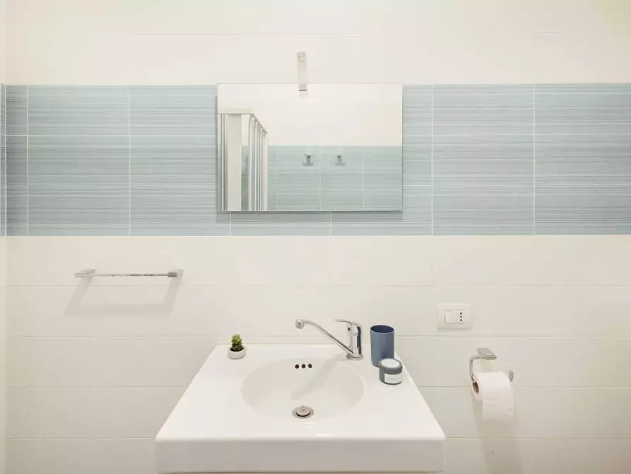 Immagine 25 di Appartamento in vendita  in via san pedrino 6 a Varese