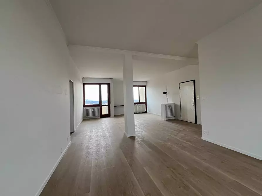 Immagine 3 di Appartamento in vendita  in Via Rainoldi 23 a Varese