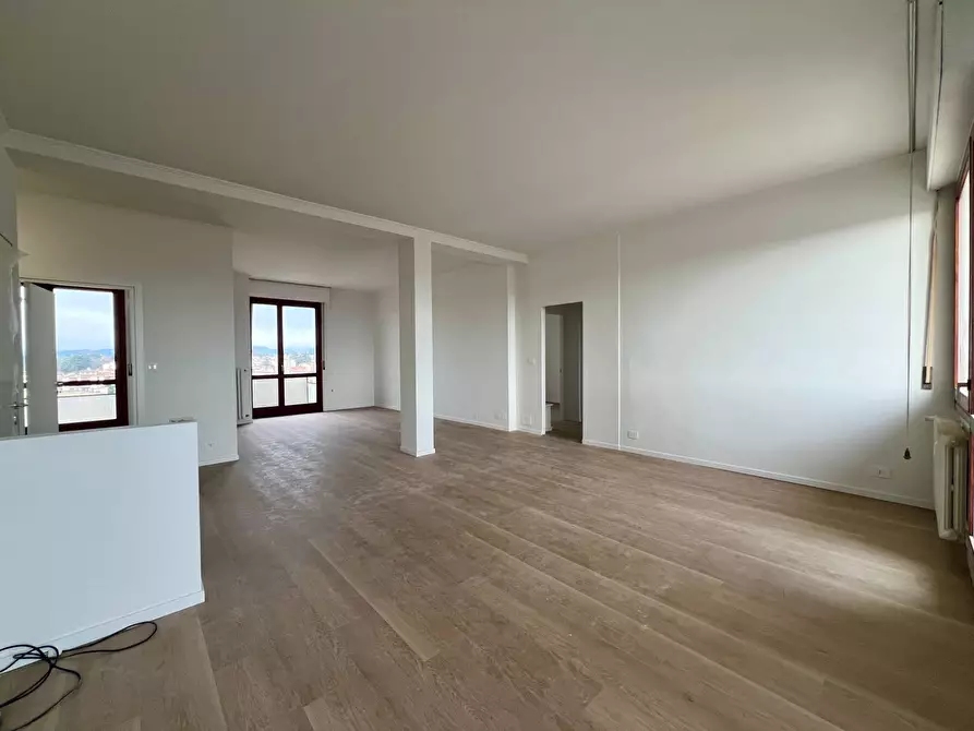 Immagine 6 di Appartamento in vendita  in Via Rainoldi 23 a Varese