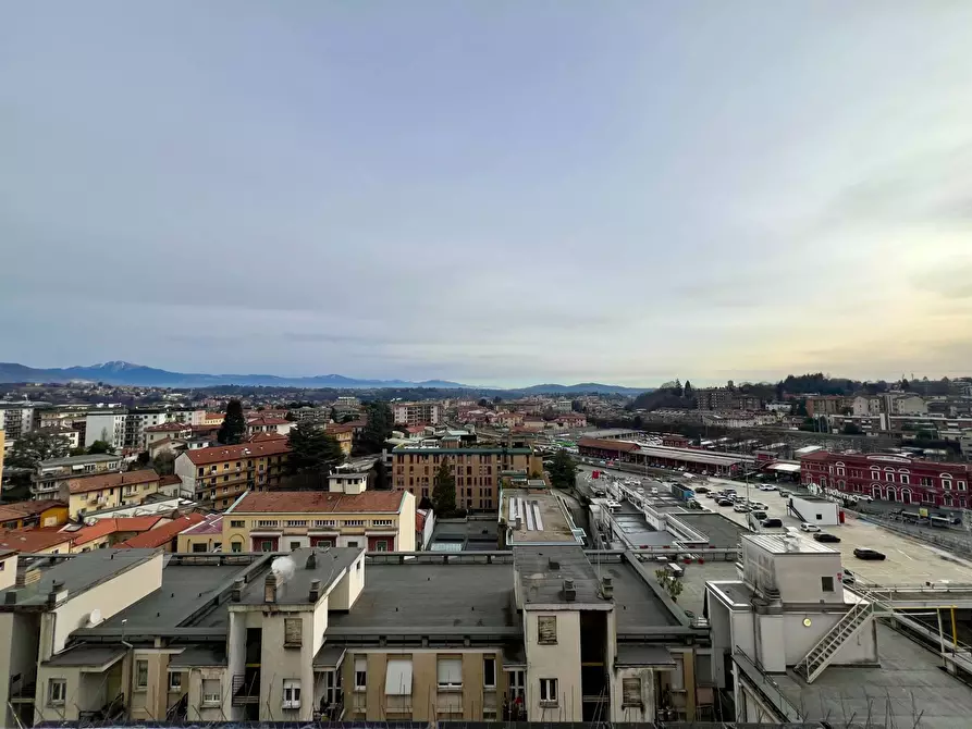 Immagine 7 di Appartamento in vendita  in Via Rainoldi 23 a Varese