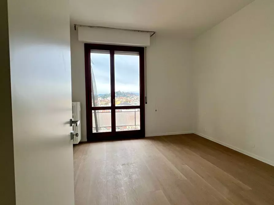 Immagine 16 di Appartamento in vendita  in Via Rainoldi 23 a Varese