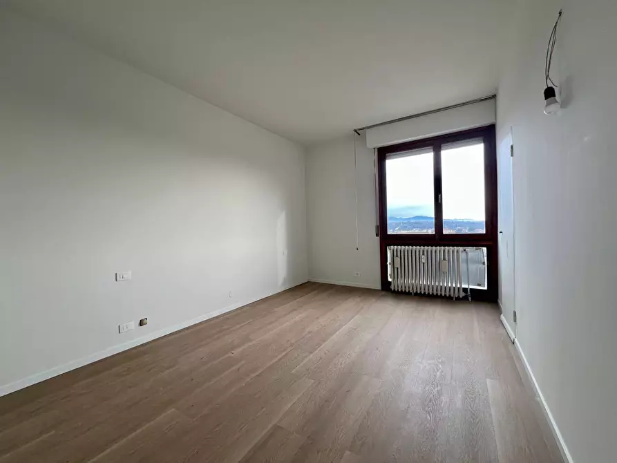 Immagine 19 di Appartamento in vendita  in Via Rainoldi 23 a Varese