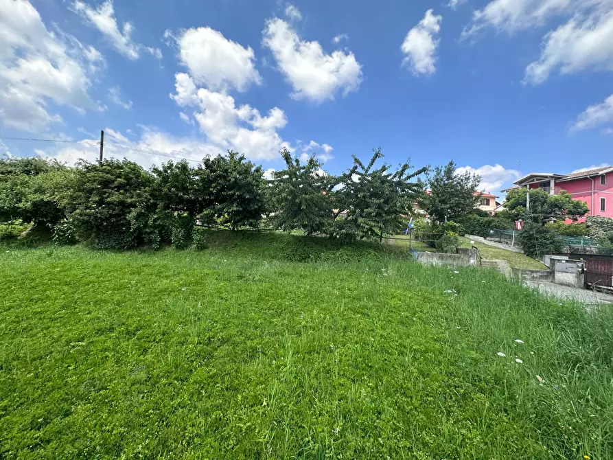 Immagine 20 di Terreno residenziale in vendita  in Via Castronno 10 a Castronno