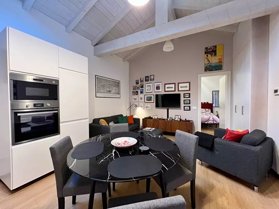 Immagine 18 di Appartamento in vendita  in Via Bizzozero 11 a Varese